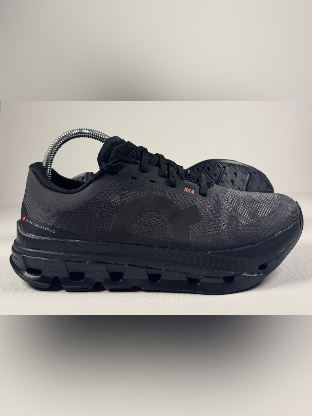 On Women's Cloudflow 5 Lumos Black | Black Running Shoes Size 9